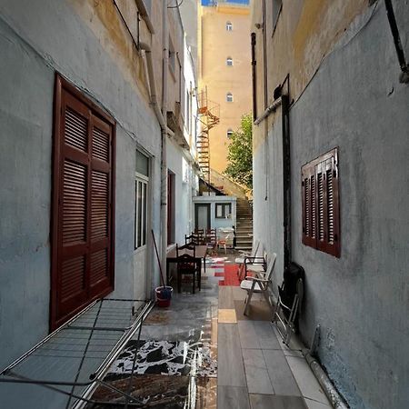 Ngm . Home Pireusz Kültér fotó