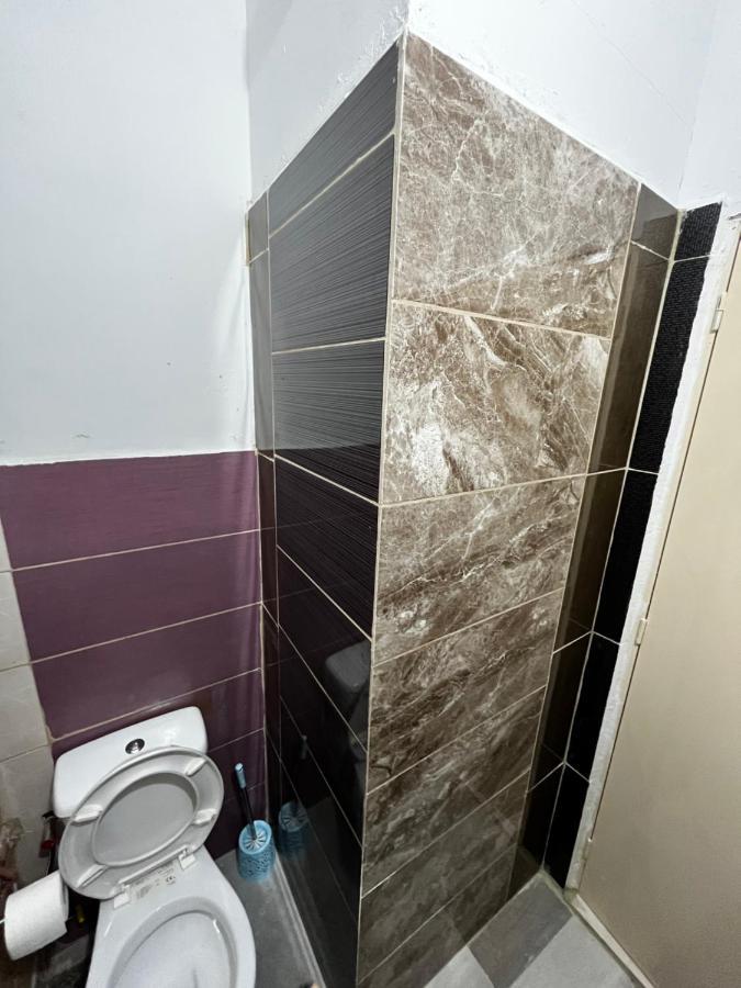 Ngm . Home Pireusz Kültér fotó